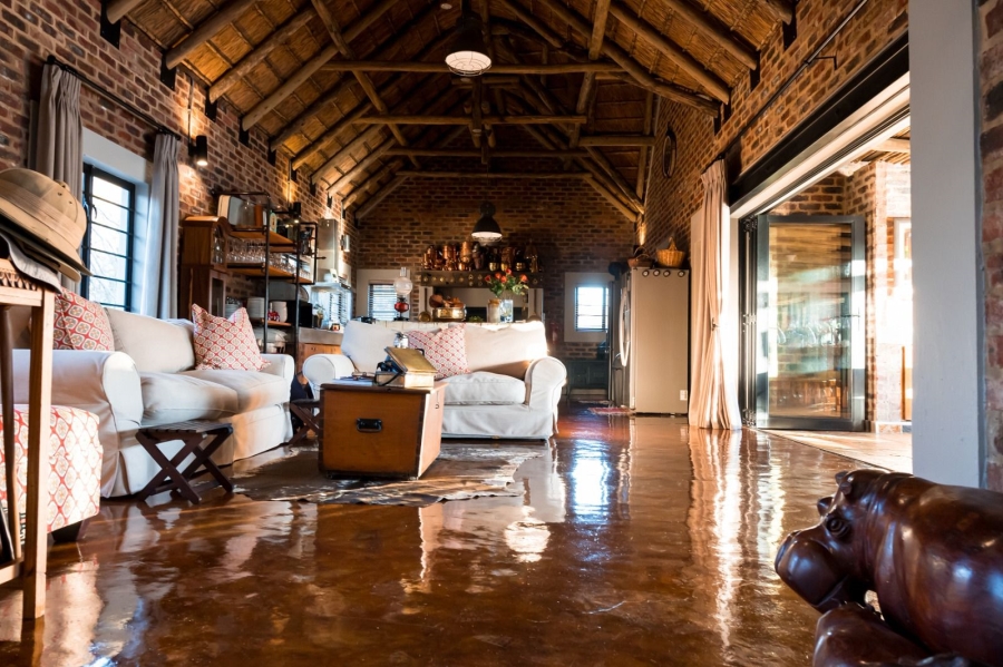 8 Bedroom Property for Sale in Parys Free State